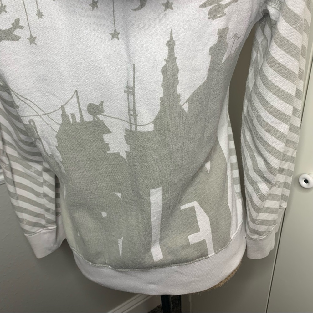 Hurley Junior’s City Graphics Hoodie Sweatshirt - Picture 9 of 14